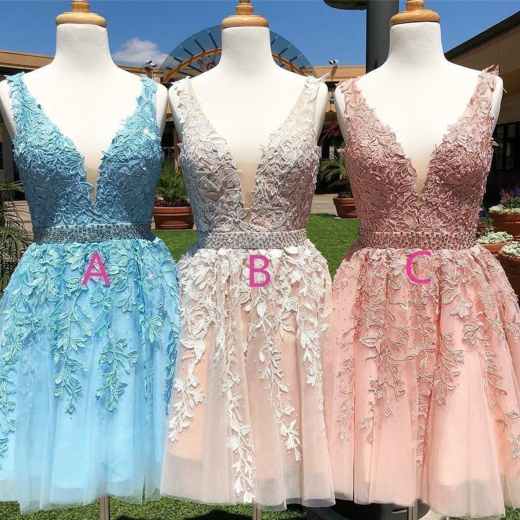 Red Lace Applique Beaded Homecoming Dress V Neck Tulle Short Prom Dress OKO11