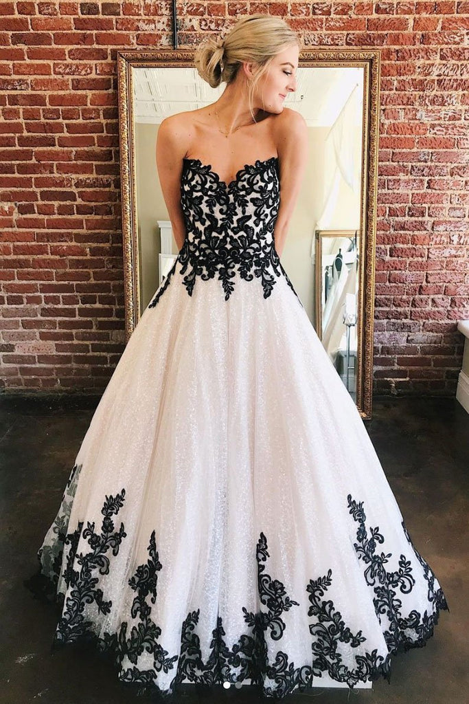 A-line Sweetheart Long Elegant Prom Dress With Black Lace Appliques OKS87