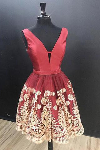 Charming A Line V Neck Sleeveless Red Short Homecoming Dress With Lace Appliques OKD22