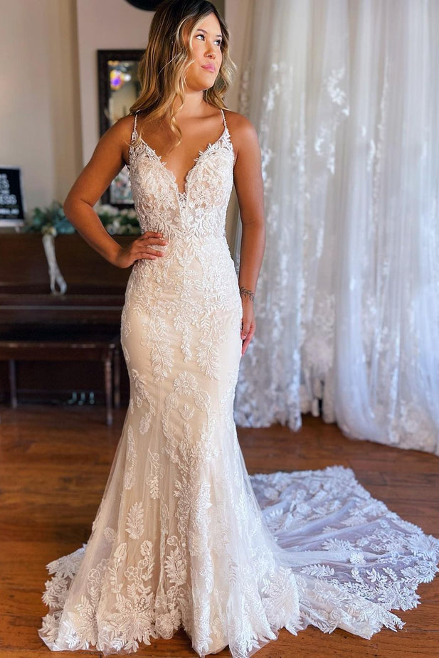 Straps Mermaid V Neck Lace Wedding Dress with Appliques N117