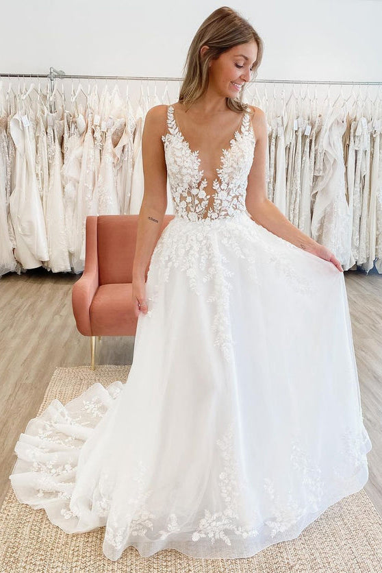 A Line V-neck Tulle Wedding Dress with Appliques N098