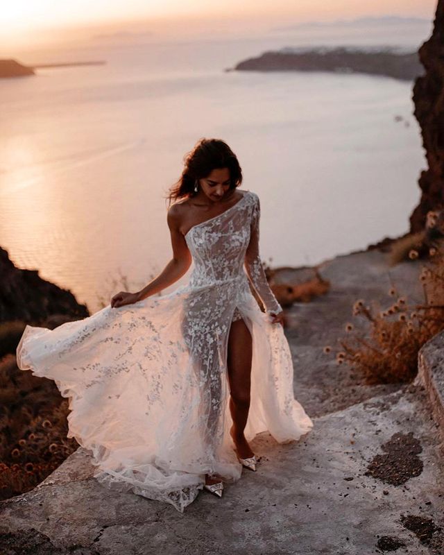 One Shoulder Off White Lace Beach Wedding Dress Simple A Line Slit Bridal Wedding Gown OK1564
