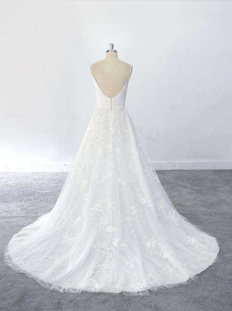 Exquisite Lace Appliques Wedding Dress A-line Tule Beach Wedding Dress OKU71