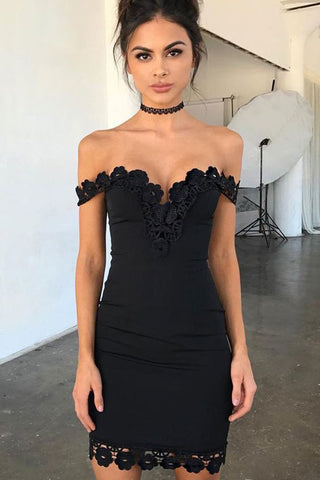 Sexy Sheath Off-the-Shoulder Short Black Homecoming Dress with Lace OKC36